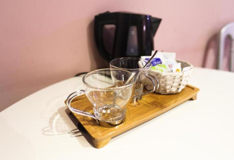 اتاق سوپریور, Hostal Goya Suites