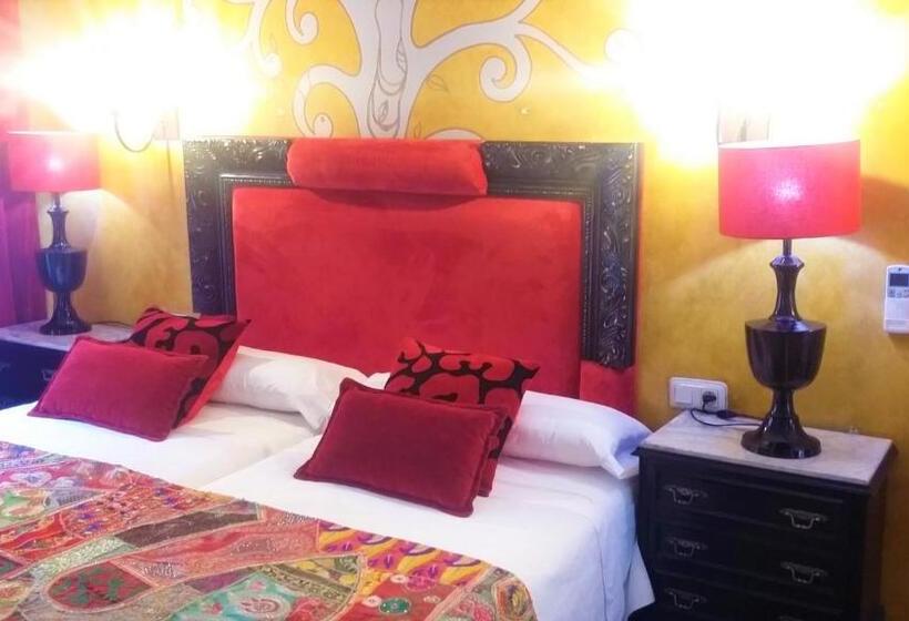 اتاق سوپریور, Hostal Goya Suites