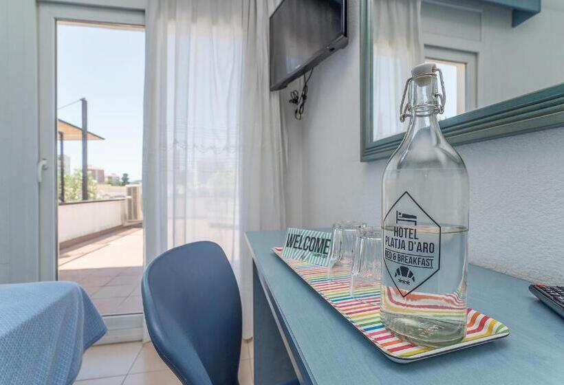 غرفة قياسية ثلاثية, Platja d'Aro