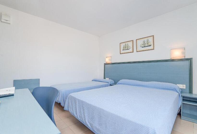 غرفة قياسية ثلاثية, Platja d'Aro