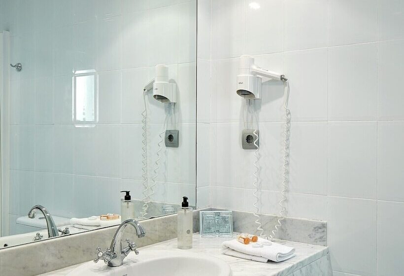 Chambre Economy, Reimar