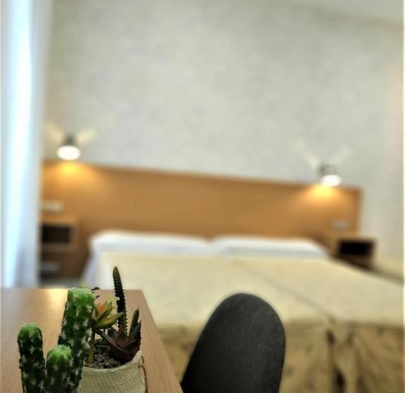 스탠다드 싱글 룸 공동욕실, Roquefer Bilbao Central Rooms