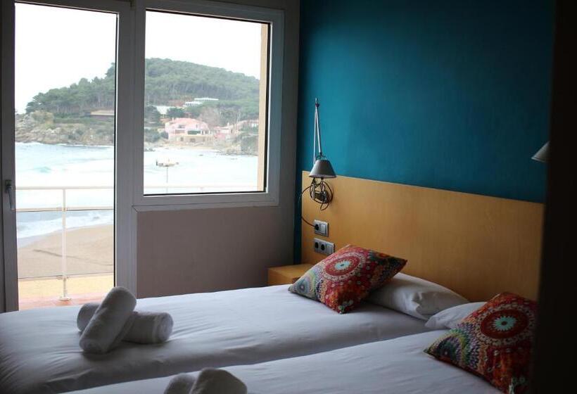 Номер Стандарт Вид на Море, Hostal La Fosca