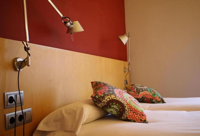 Номер Стандарт, Hostal La Fosca