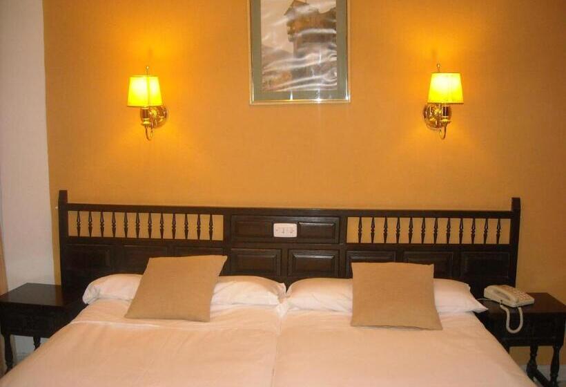 اتاق استاندارد, Hostal Residencia Avenida
