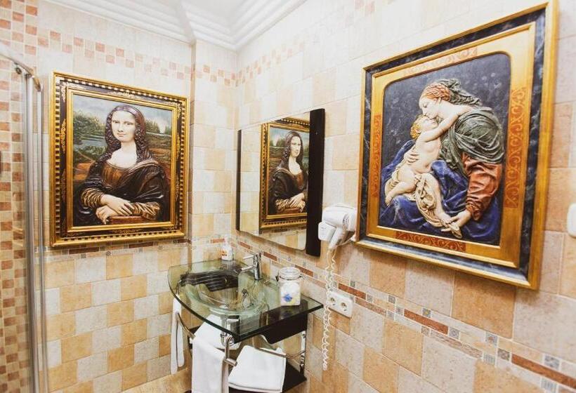 اتاق لوکس, Casa De Reyes