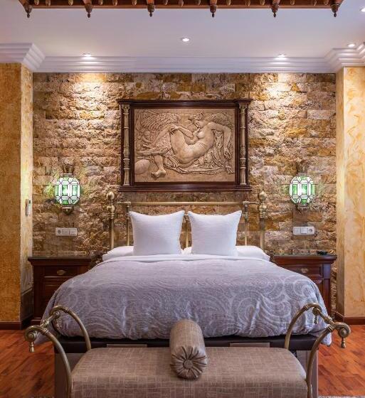 اتاق لوکس, Casa De Reyes