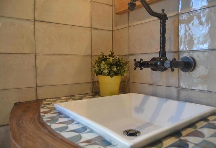 اتاق استاندارد, Hostal Refugio De Gredos