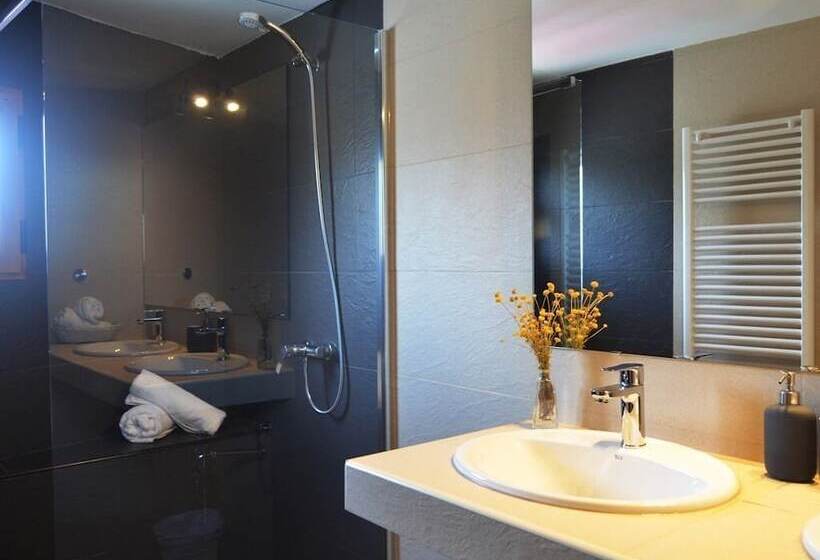 اتاق سوپریور, Hostal Refugio De Gredos