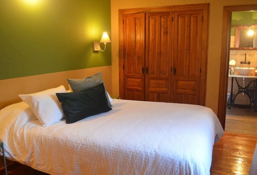 اتاق سوپریور, Hostal Refugio De Gredos