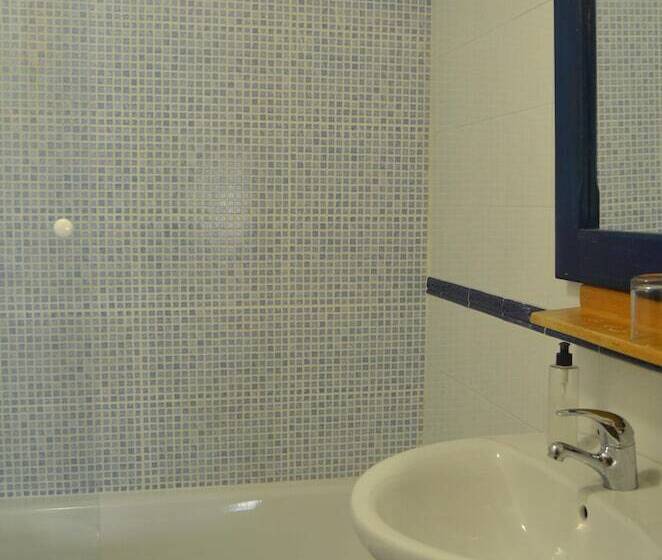 اتاق استاندارد, Hostal Refugio De Gredos