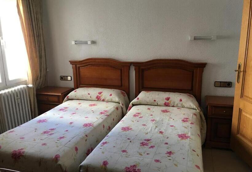 اتاق استاندارد, Hostal Retiro