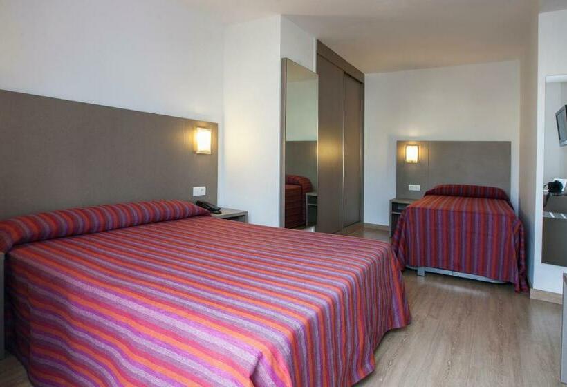 4인용 스탠다드 룸, Montesol Benidorm