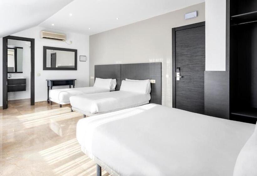 Quarto Quádruplo Estandar, Victoria Valdemoro