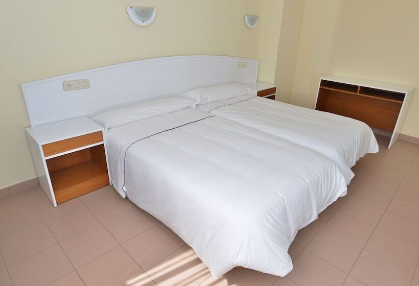 Апартаменты 1 Спальня с Террасой, Apartamentos Marina