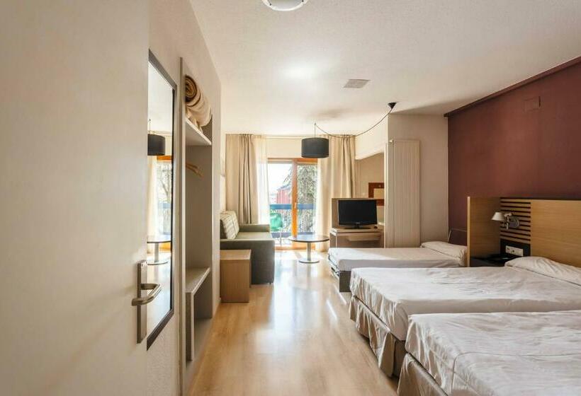 Семейный Номер, Oroel Hotel & Spa