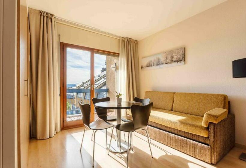 Номер Стандарт, Oroel Hotel & Spa