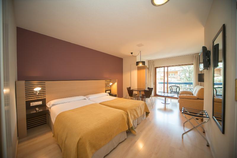 Номер Стандарт, Oroel Hotel & Spa