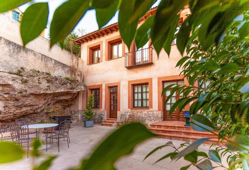 이코노미 룸, Spa Salinas De Imón