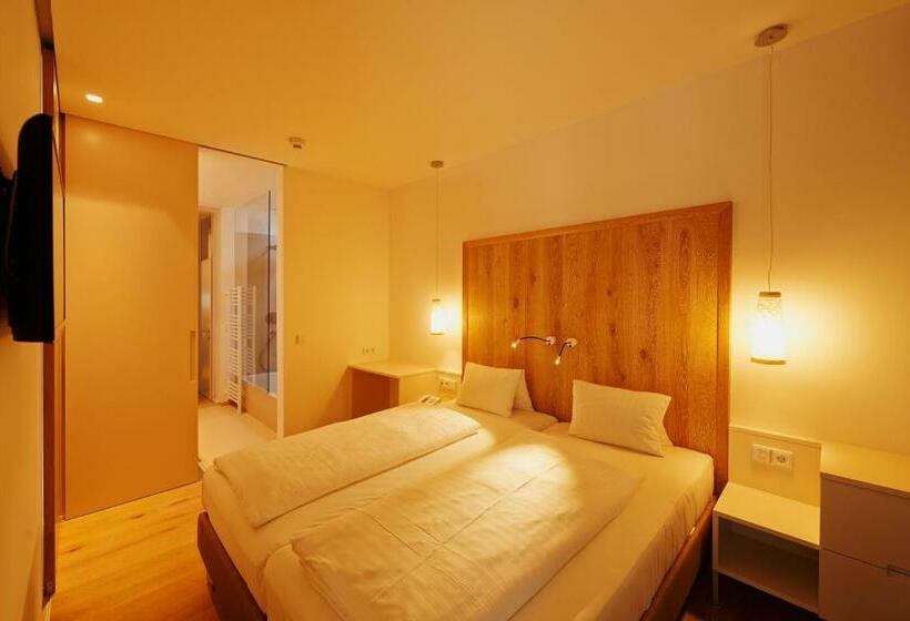 Люкс, Amerika Holzer Hotel & Resort