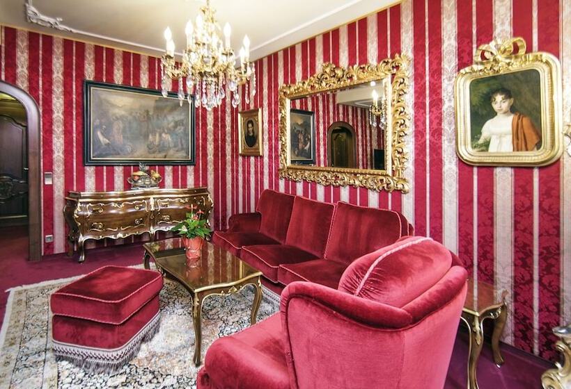 Номер Стандарт, Palais Porcia