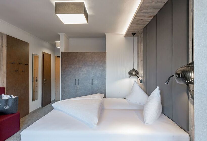 اتاق استاندارد با چشم‌انداز کوهستان, Ski   Golf   Wellness Hotel Riml