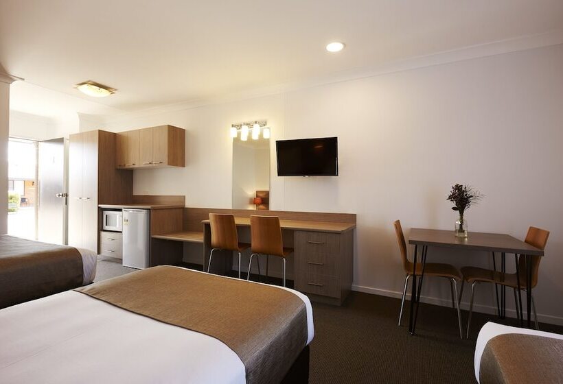 ファミリールーム, Adelong Motel