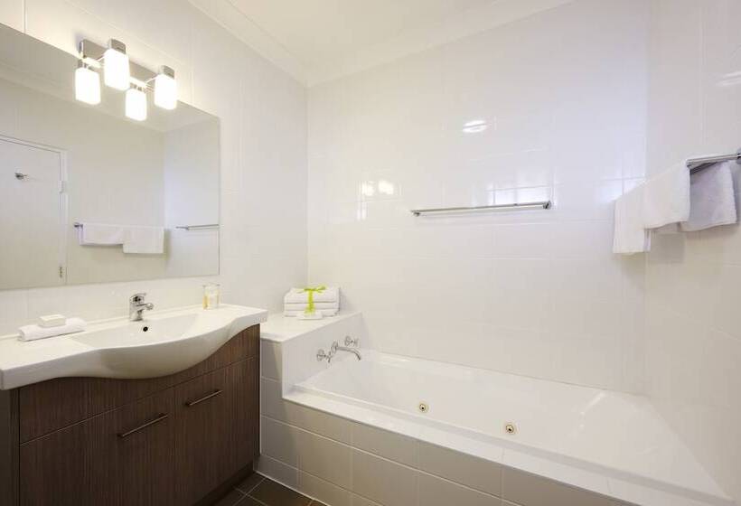 Люкс Повышенной Комфортности, Adelong Motel