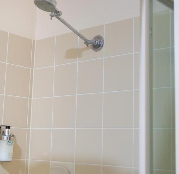 Дом 2 Спальни, Sunnybank Star