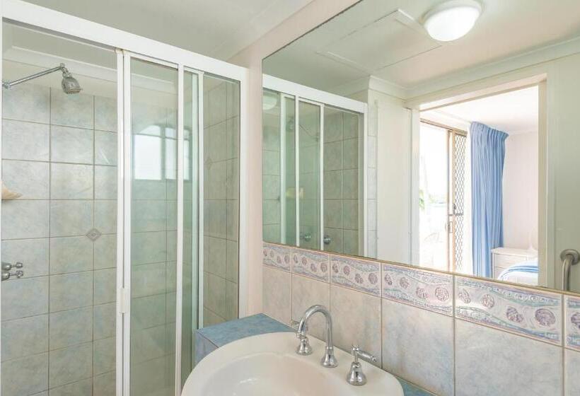 شقة ديلوكس غرفتين نوم مطلة على البحر, Munna Beach Apartments