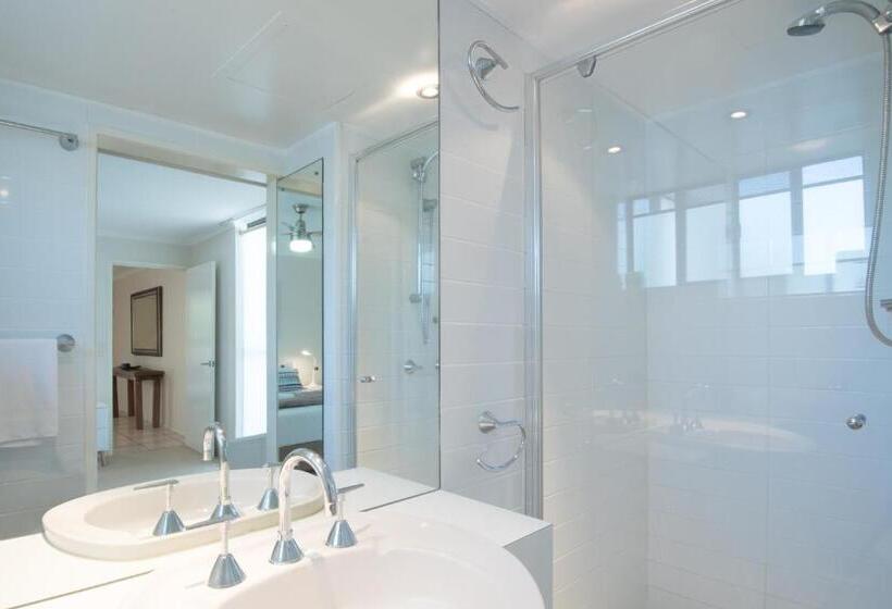 带2个卧室的高级公寓, Munna Beach Apartments