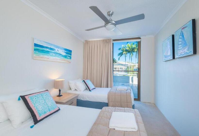 带2个卧室的高级公寓, Munna Beach Apartments