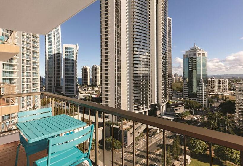 استودیوی لوکس, Vibe Hotel Gold Coast