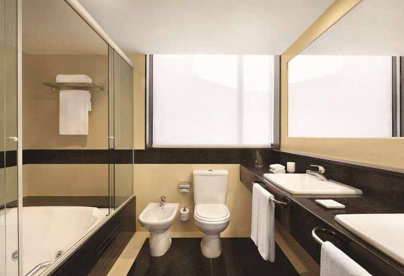 سوییت خانوادگی, Hilton Copacabana Rio De Janeiro