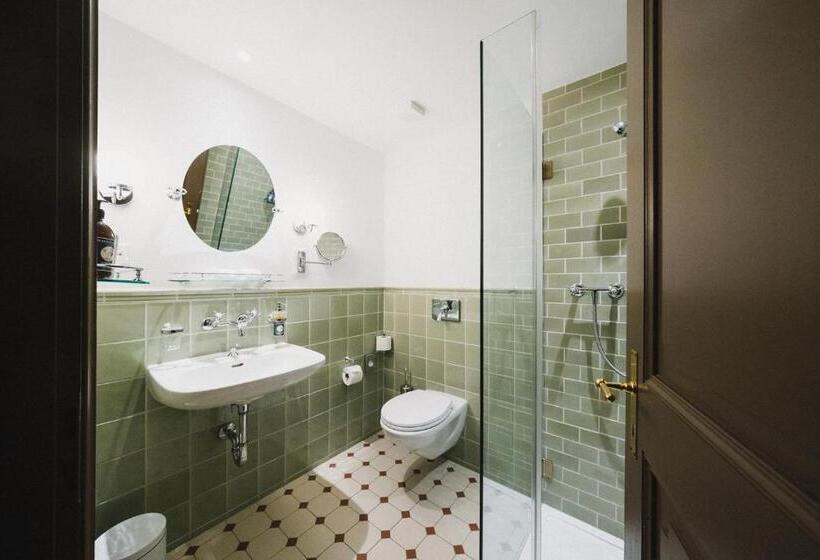 Классический Номер с Видом, Grandhotel Giessbach