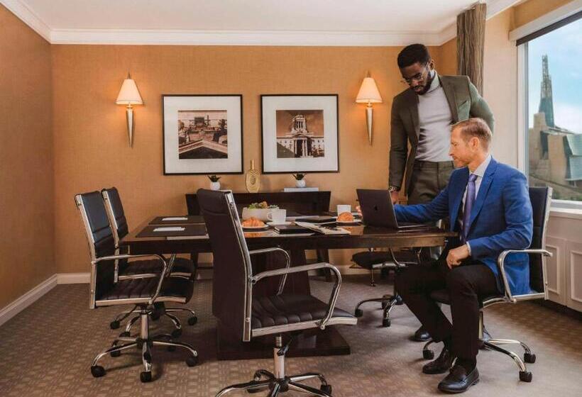 سوئیت با تخت بزرگ, Fairmont Winnipeg