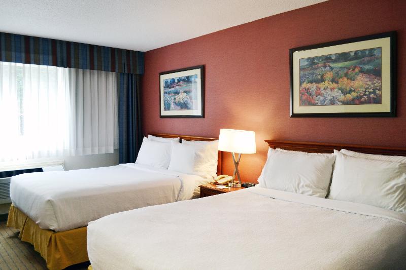 Номер Стандарт, Holiday Inn Hinton, An Ihg