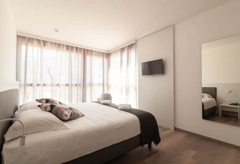 Номер бизнес-класса, Albergo Milano