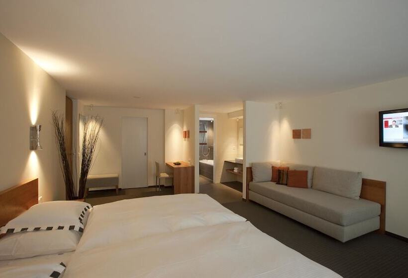 اتاق سوپریور سه تخته, Allalin Saas Fee