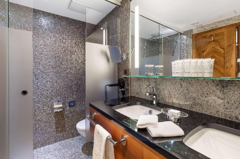 Номер Deluxe, Grand Hotel Zermatterhof