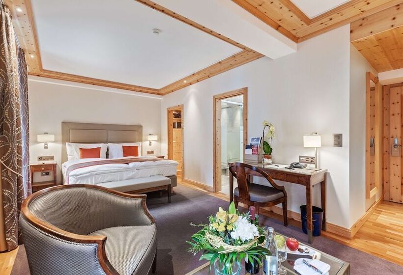 Номер Deluxe с Видом, Grand Hotel Zermatterhof