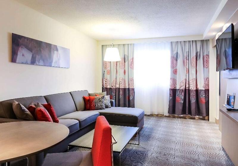 سوییت جونیور, Novotel Abidjan Plateau