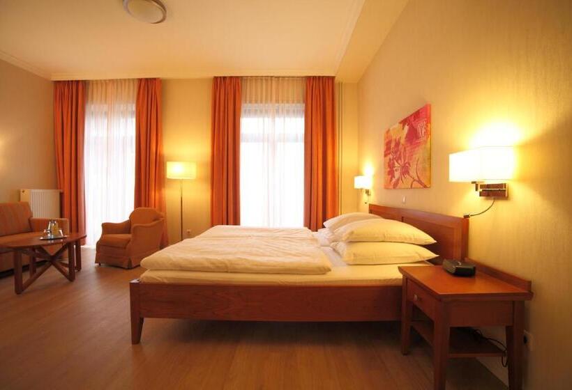 Quarto Familiar, Alsterhof