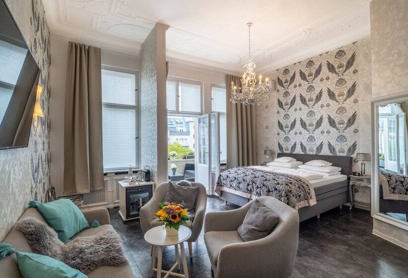 اتاق سوپریور با بالکن, Augusta Am Kurfürstendamm
