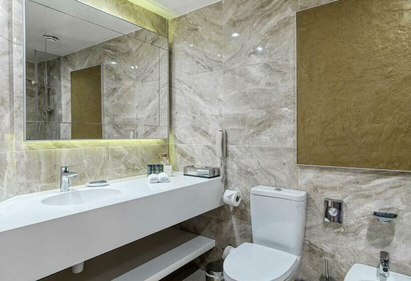 家庭间, St Raphael Resort