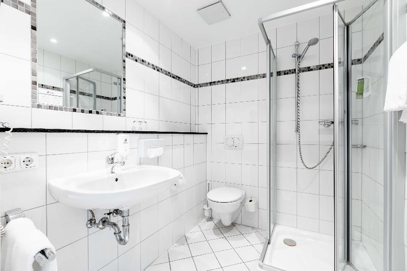 Номер Стандарт, Parkhotel Ropeter
