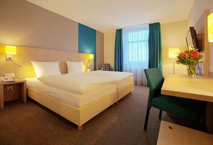 اتاق سوپریور, President