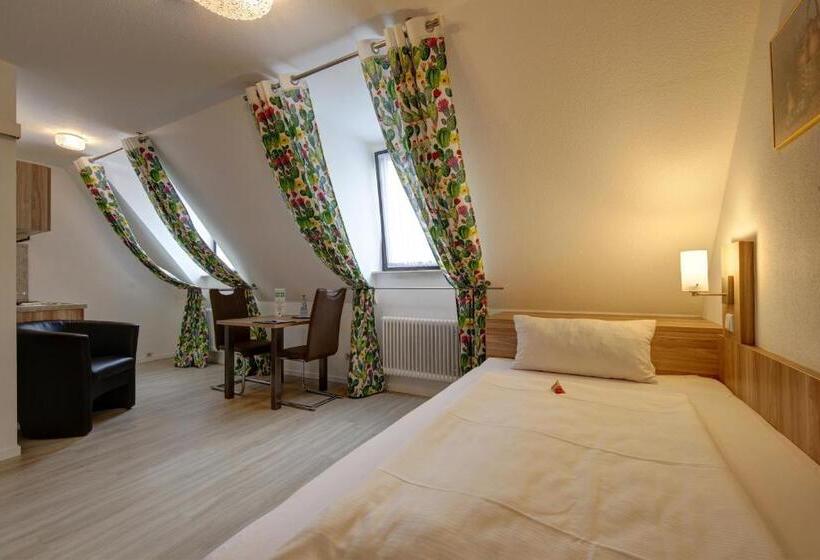 Апартаменты 1 Спальня, Apart Hotel Deutschmeister