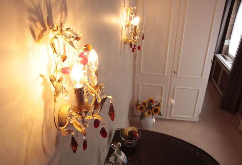 سوییت جونیور, Boutiquehotel Oberkirch Im Zentrum