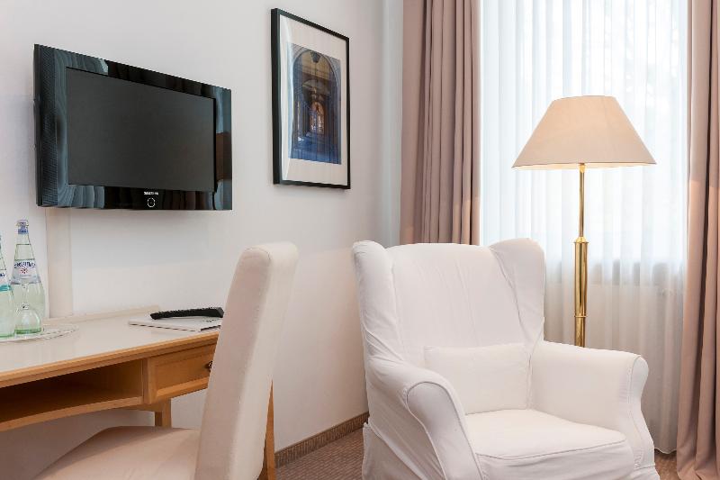Номер Комфорт Индивидуальный, Bristol Hotel Bad Kissingen